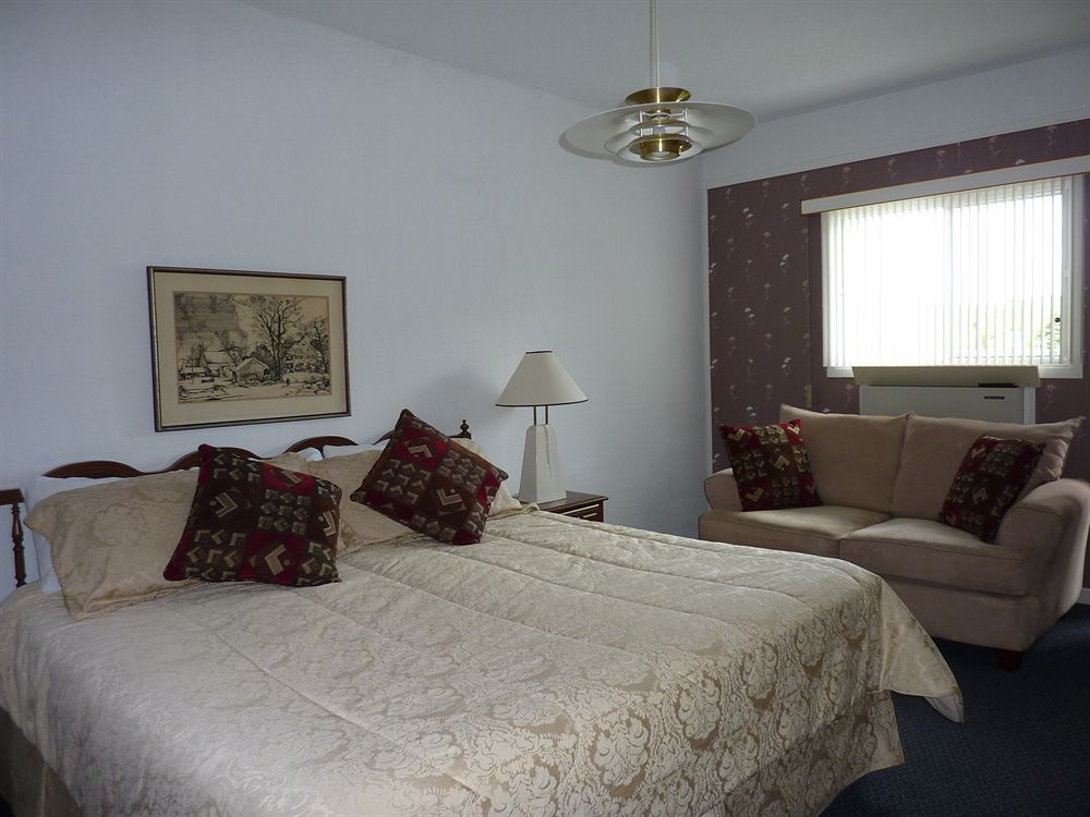Motel Belle Riviere Saint-Jean-sur-Richelieu Exteriör bild