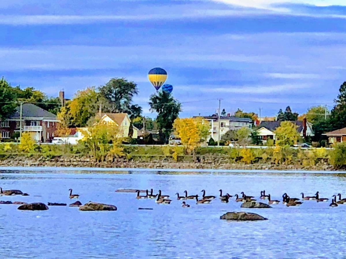 Motel Belle Riviere Saint-Jean-sur-Richelieu Exteriör bild