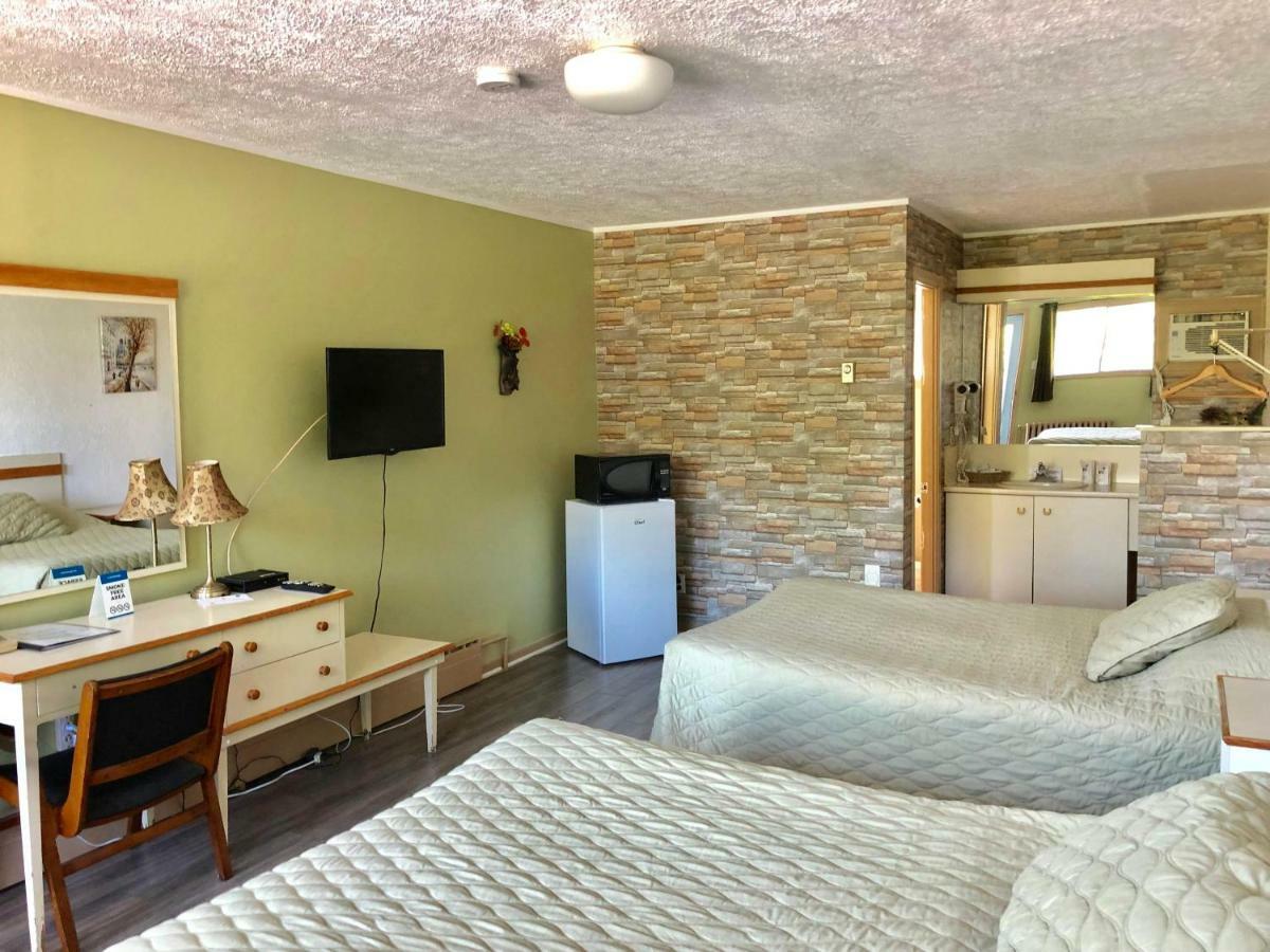 Motel Belle Riviere Saint-Jean-sur-Richelieu Exteriör bild
